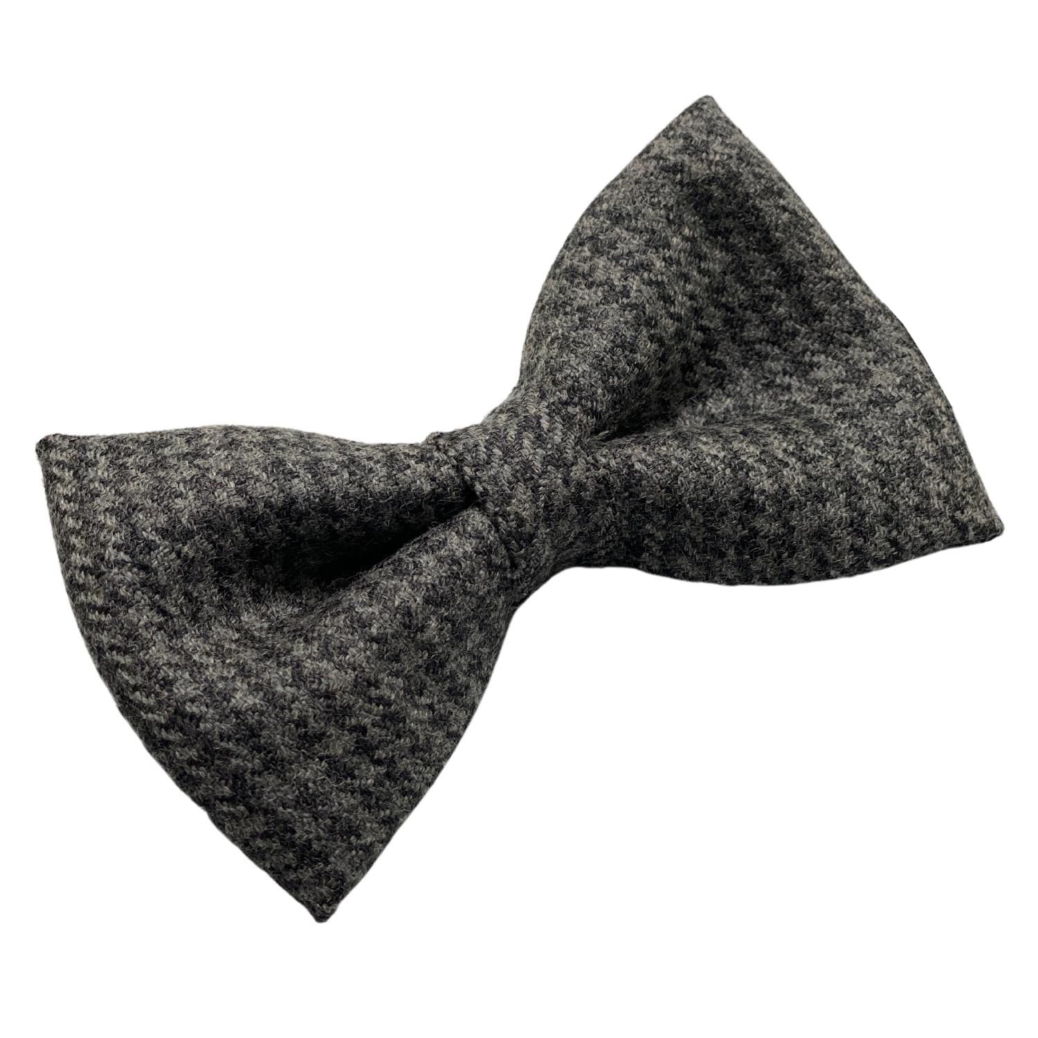Houndstooth Lite Gray Bow Tie