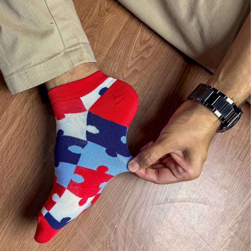 Red Ankle Length Socks for Men