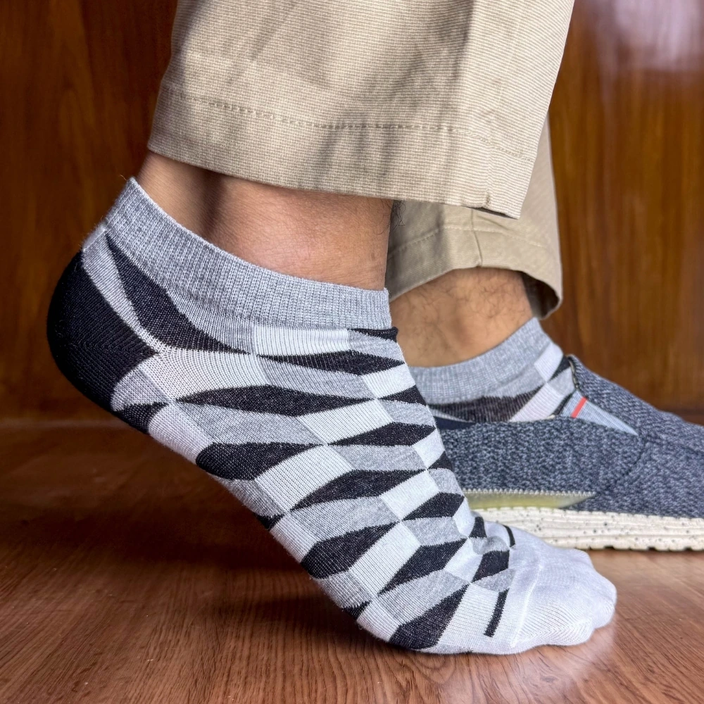 Multicolor Ankle Length Socks Pack of 3 for Men