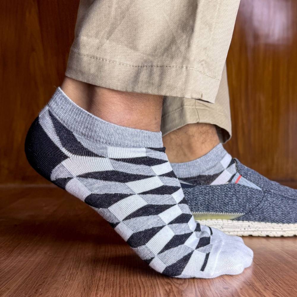 Multicolor Ankle Length Socks Pack of 3 for Men