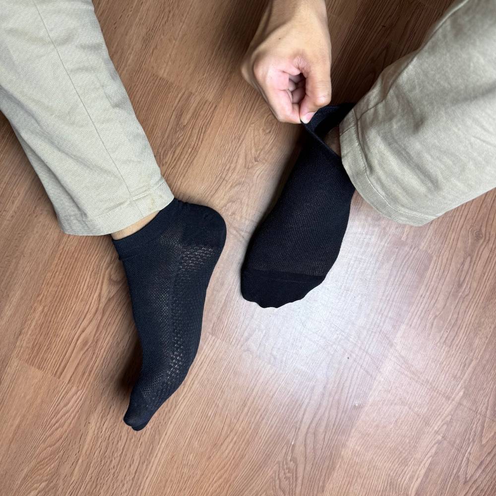 Black Ankle Length Socks for Men