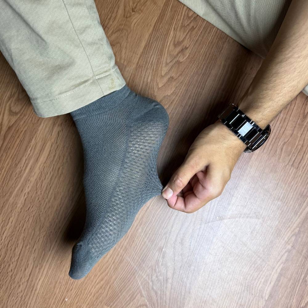 Grey Ankle Length Socks for Men