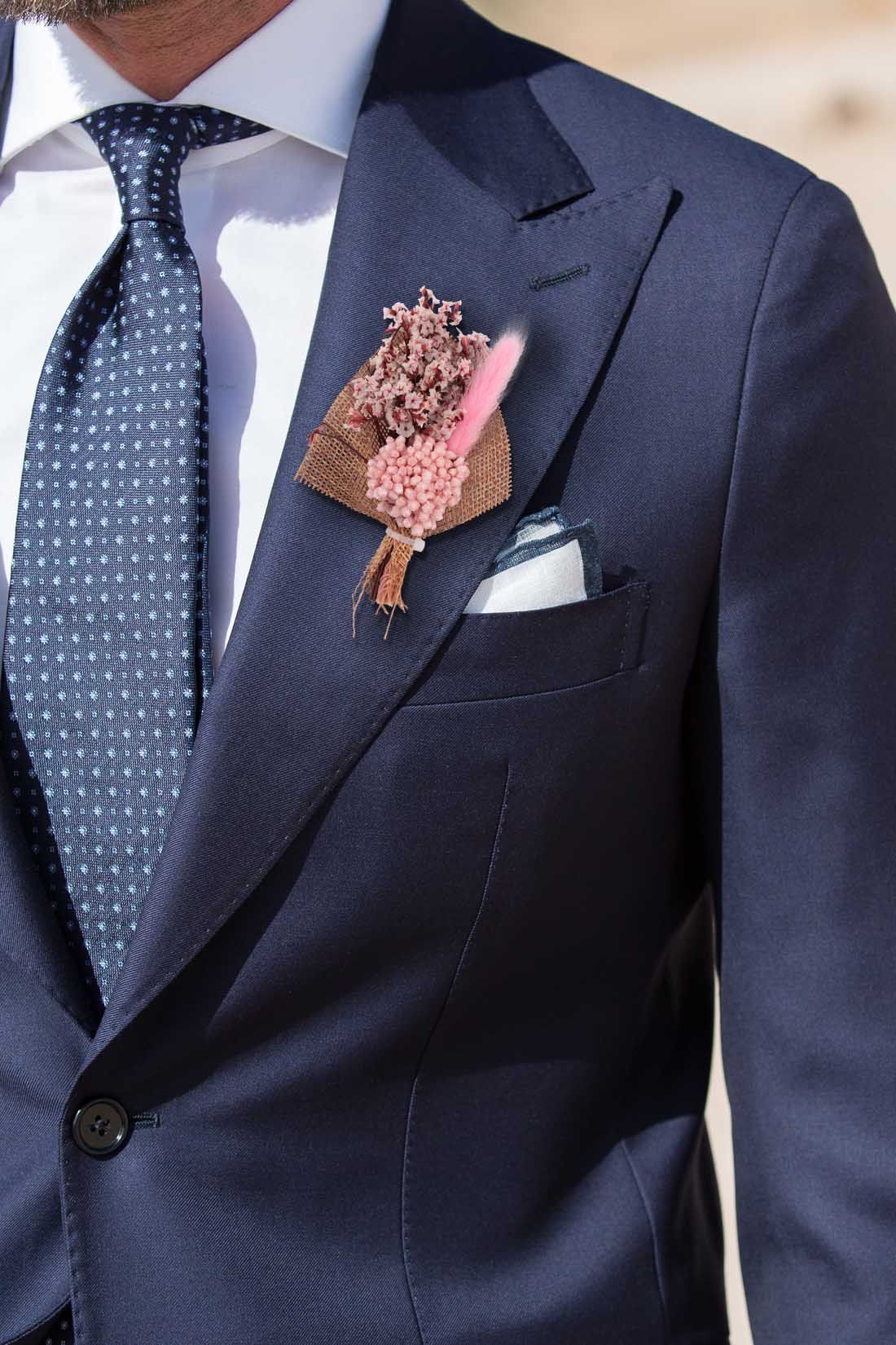 Babys Breath White Flower with Pink Feather Wedding Boutonniere for Men