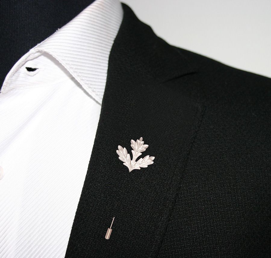 Winter Leaf Silver Brass Lapel Pin for Men