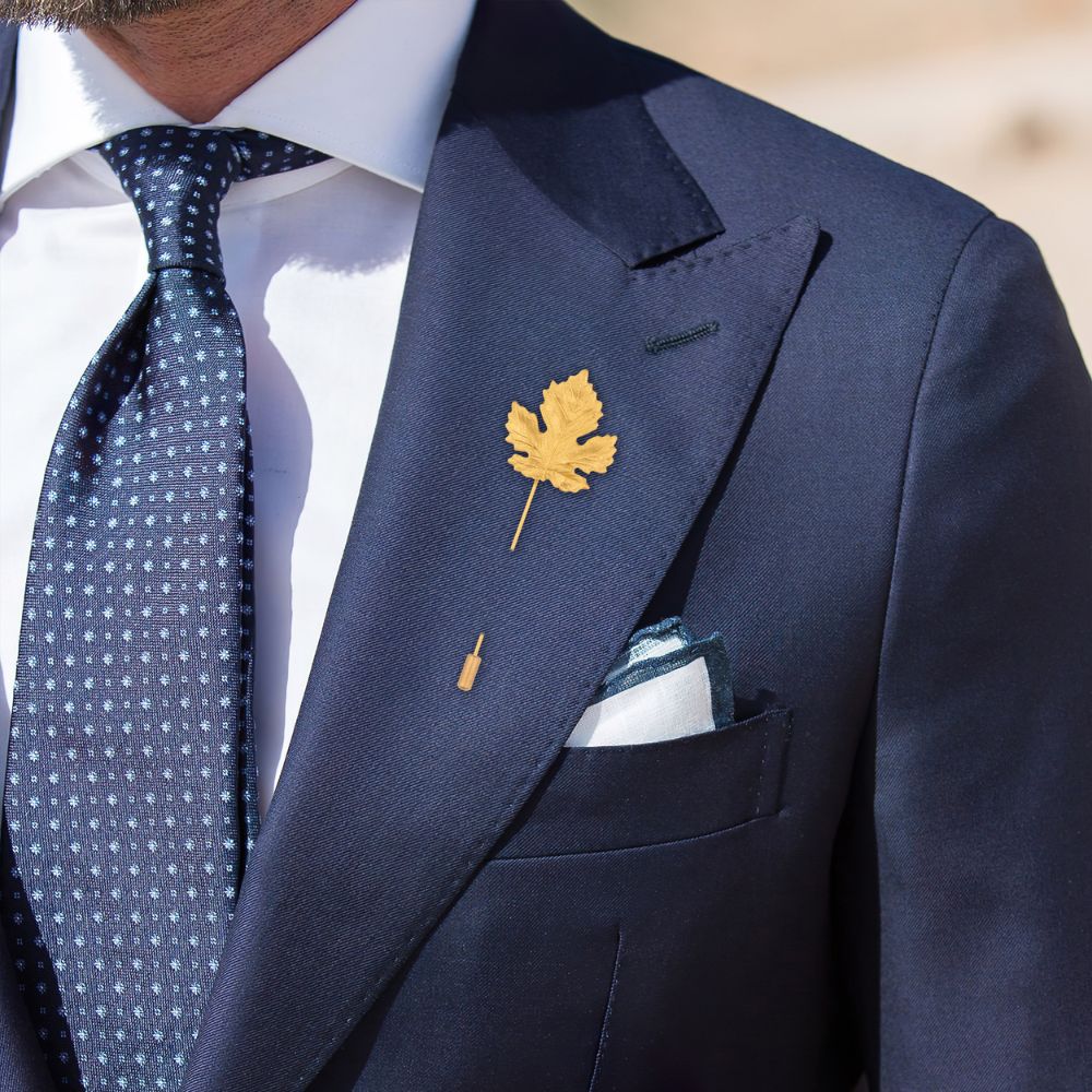 Gold Maple Leaf Metal Brass Lapel Pin for Men