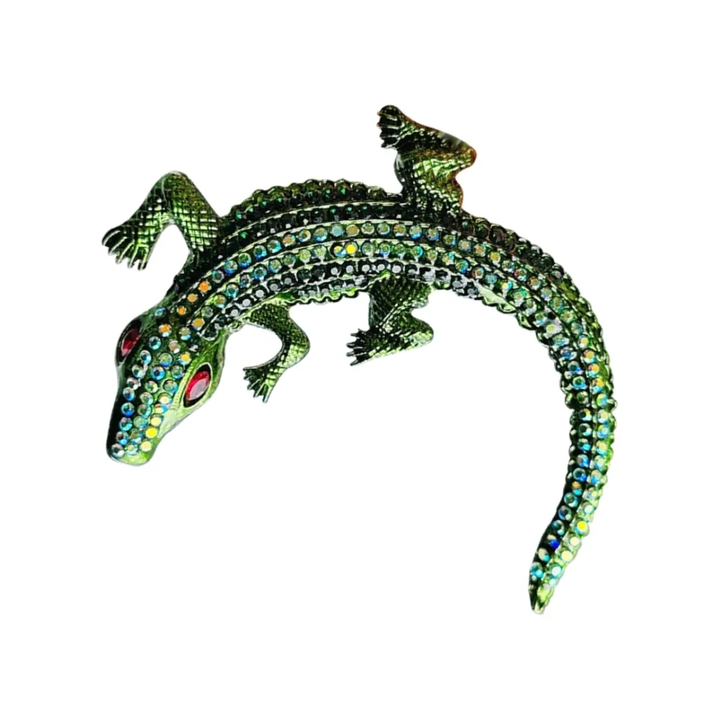 Green Crystal Crocodile Brooch Unisex Statement Jewelry with Vibrant Gemstones Brass Lapel Pin for Men