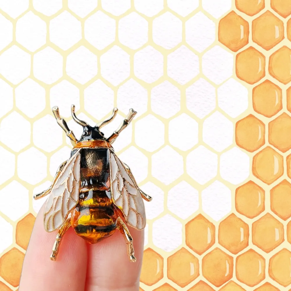 Honey Bee Brooch Gold Tone Enamel Insect Pin for Men and Women Brass Lapel Pin for Men