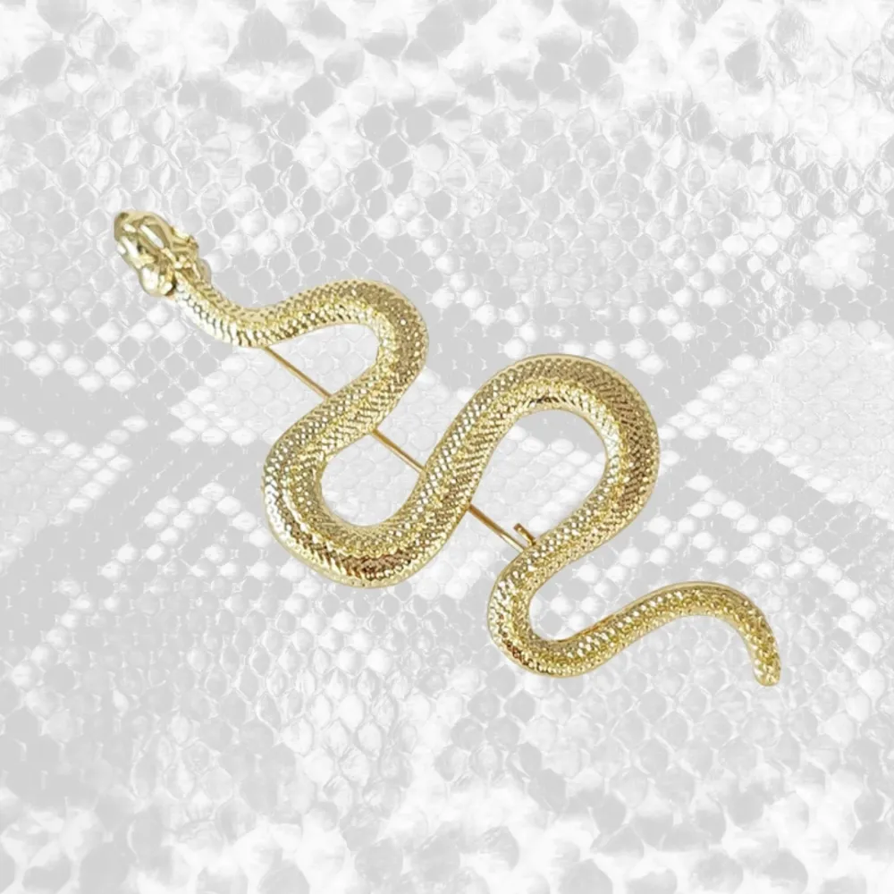 Golden Serpent Brooch Elegant Snake Pin with Textured Finish Brass Lapel Pin for Men