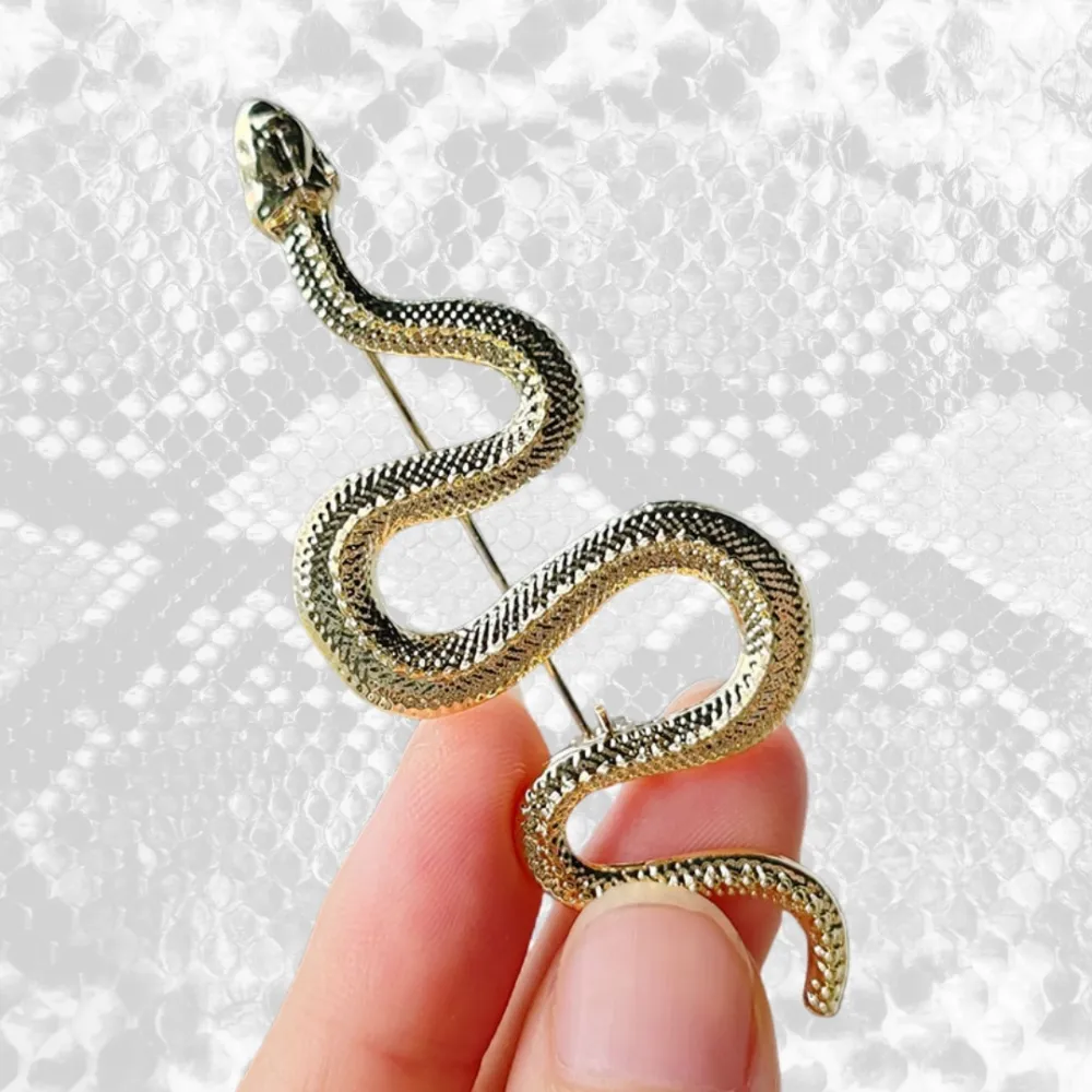 Golden Serpent Brooch Elegant Snake Pin with Textured Finish Brass Lapel Pin for Men