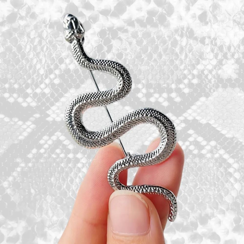 Silver Serpent Brooch Sleek Textured Snake Pin Brass Lapel Pin for Men