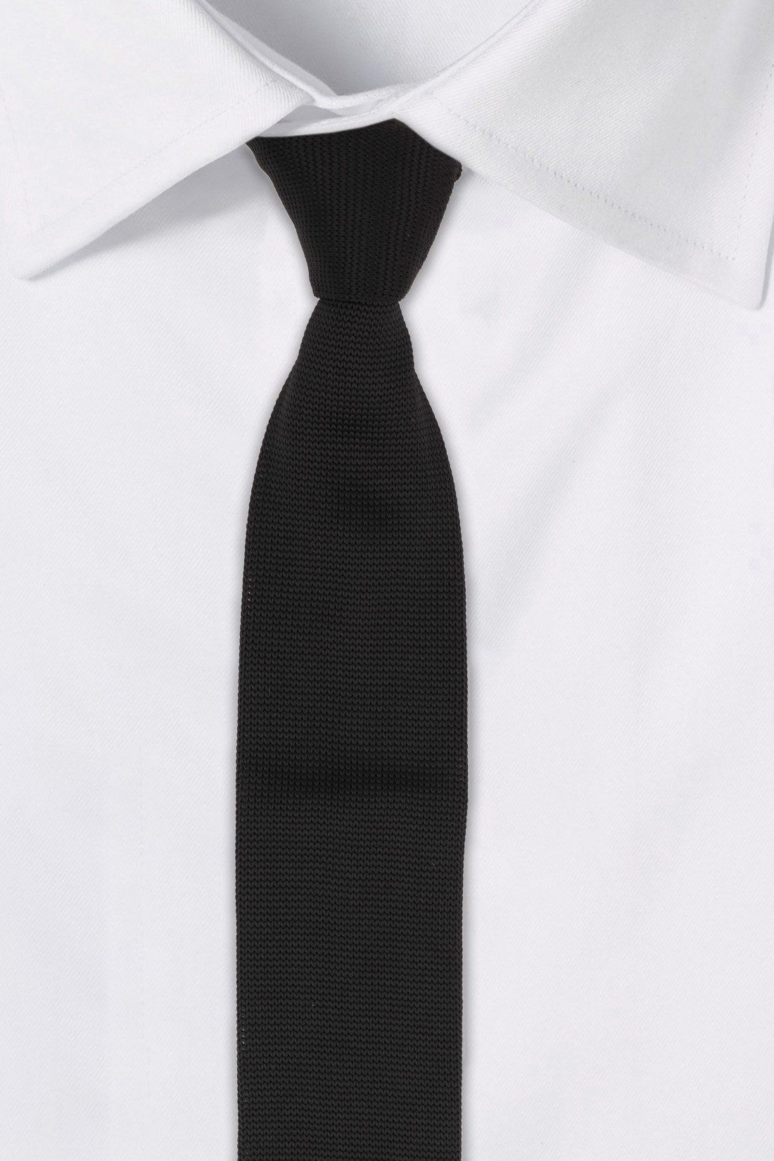 Black Solid Knitted Necktie for Men