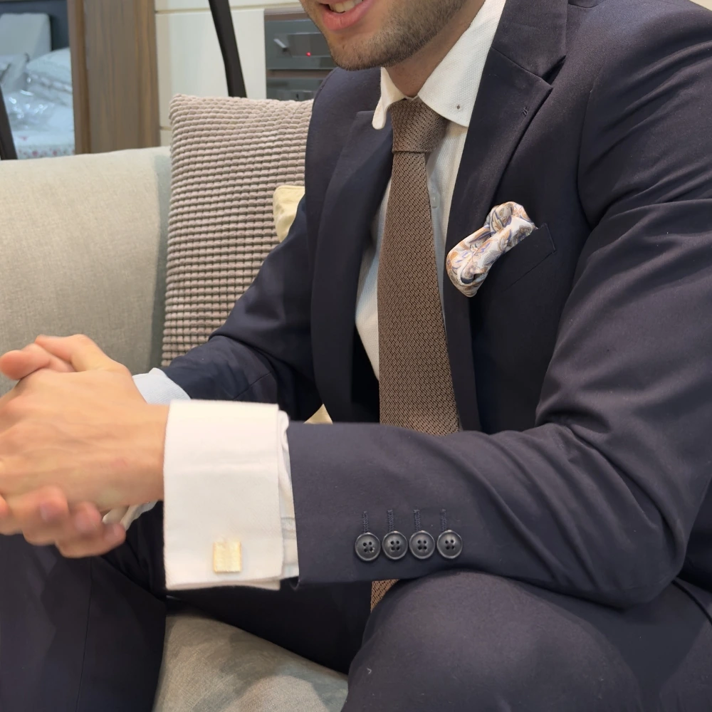 Brown Solid Grenadine Silk Necktie for Men