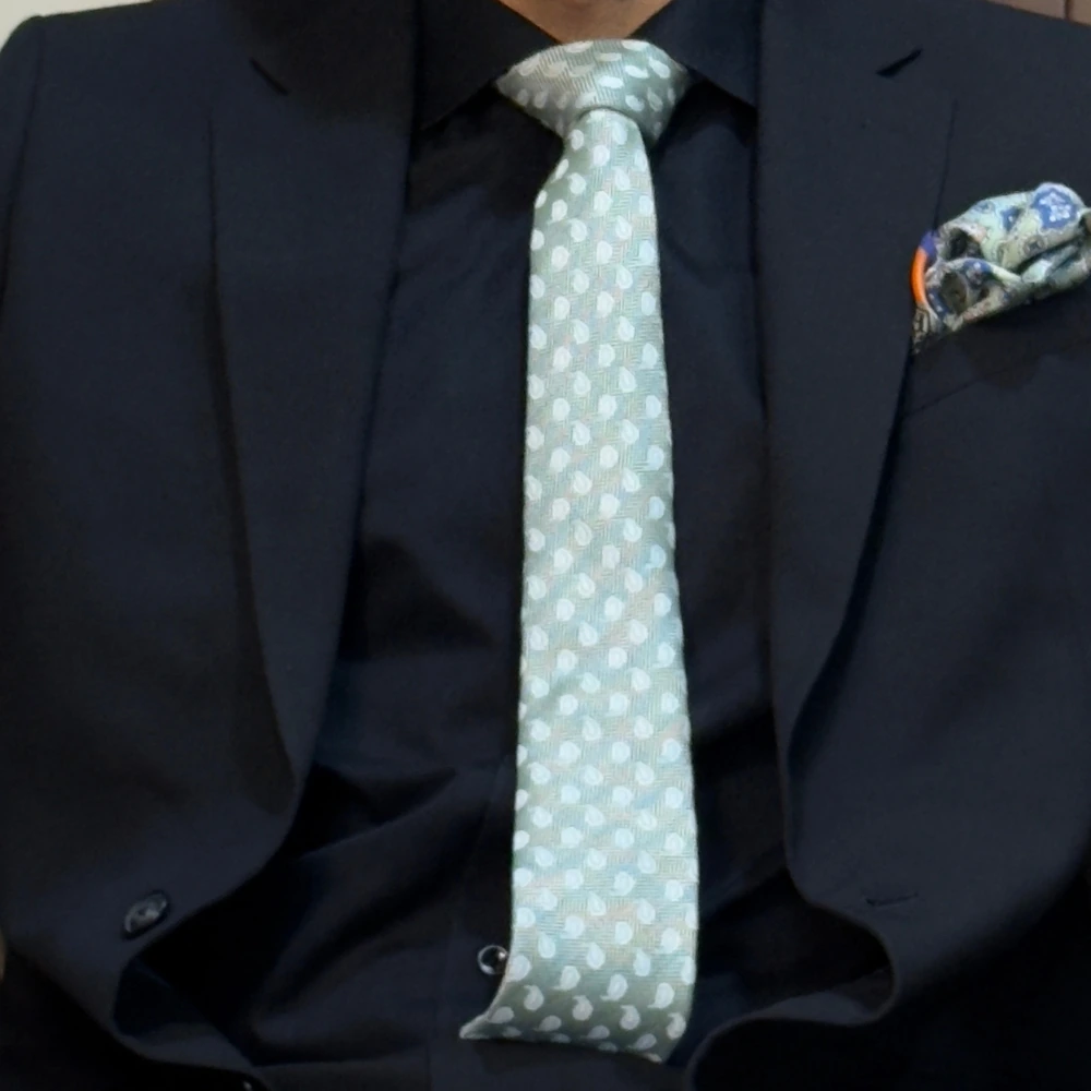 Green Paisley Silk Necktie for Men
