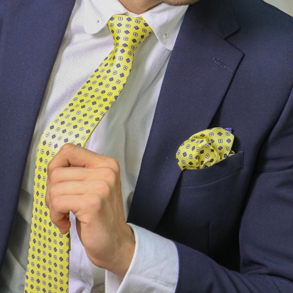 Yellow Geometric Italian Silk Necktie and Pocket Square Set Gift Set for Men