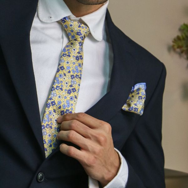 Yellow Floral Print Italian Silk Necktie and Pocket Square Set Gift Set for Men