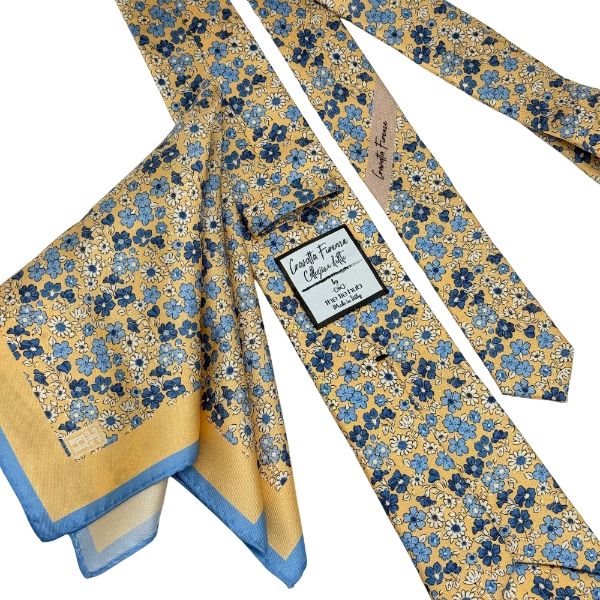 Yellow Floral Print Italian Silk Necktie and Pocket Square Set Gift Set for Men
