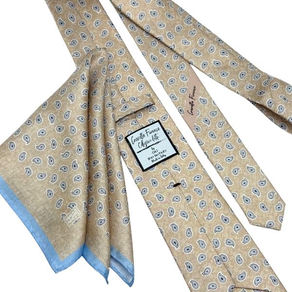 Beige Paisley Italian Silk Necktie and Pocket Square Set Gift Set for Men