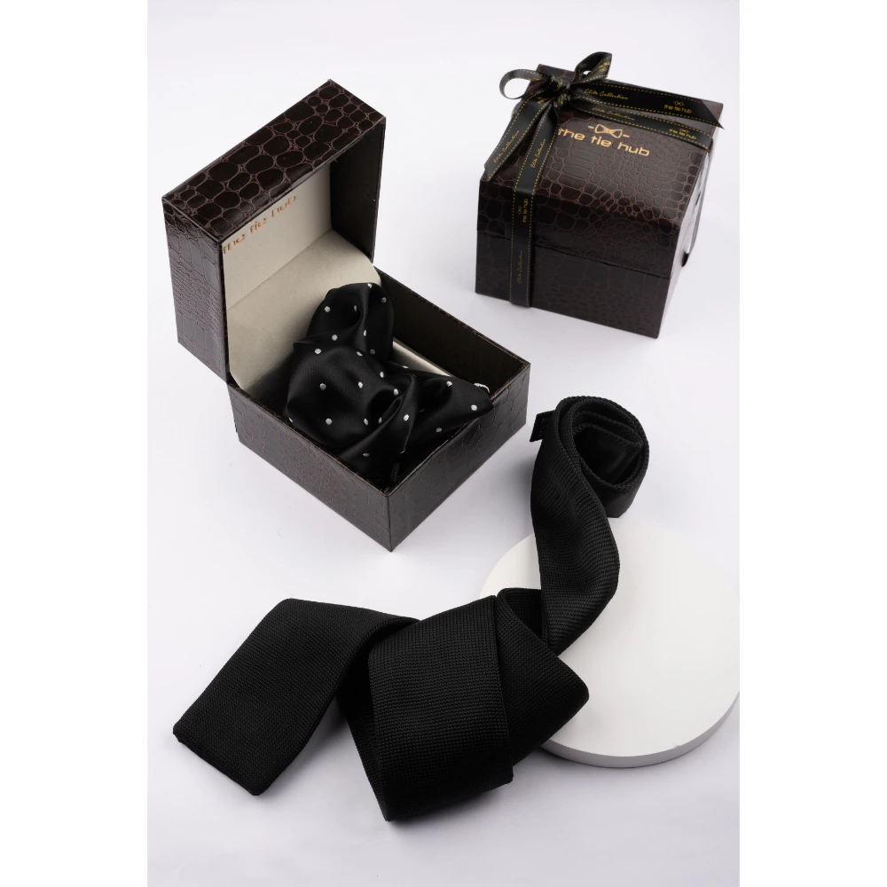 Black Solid Knitted Necktie with Pocket Square Combo Set for Men