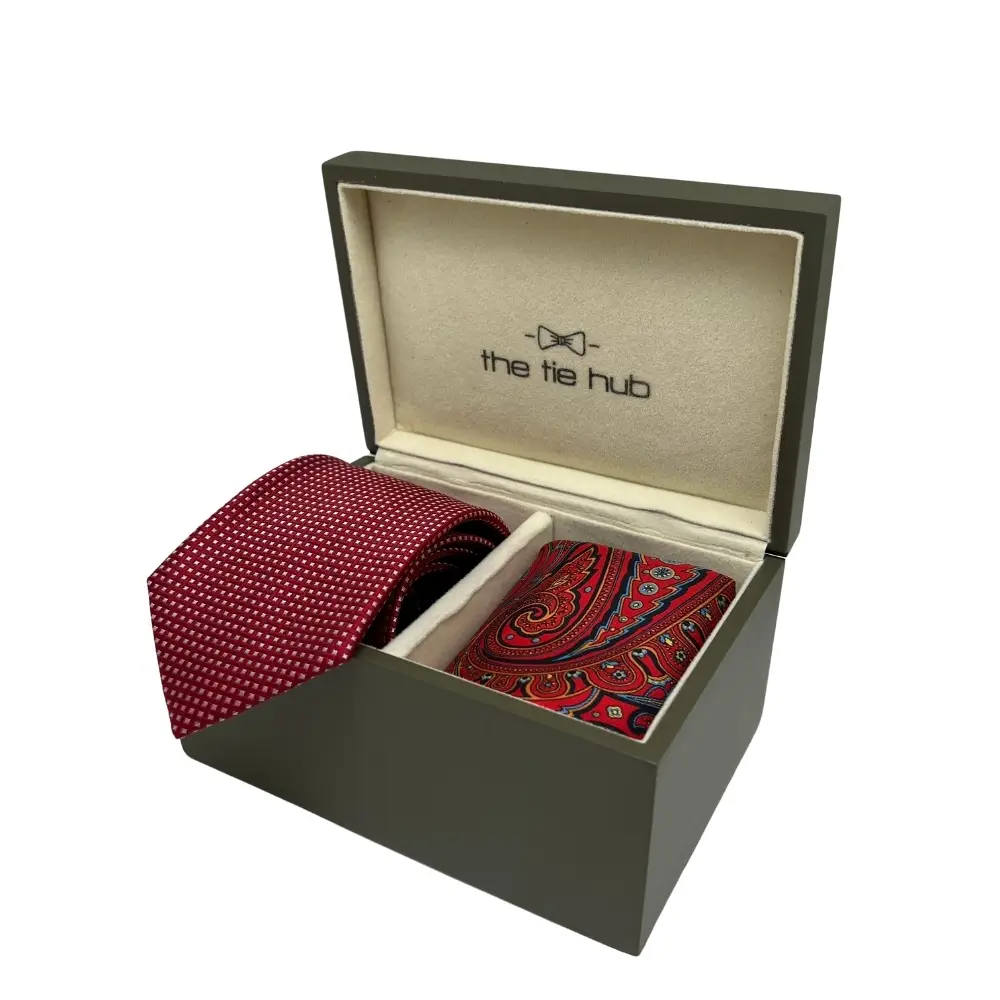 Maroon Silk Necktie and Red Paisley Pocket Square Gift Set - Classic Patterned Collection for Men