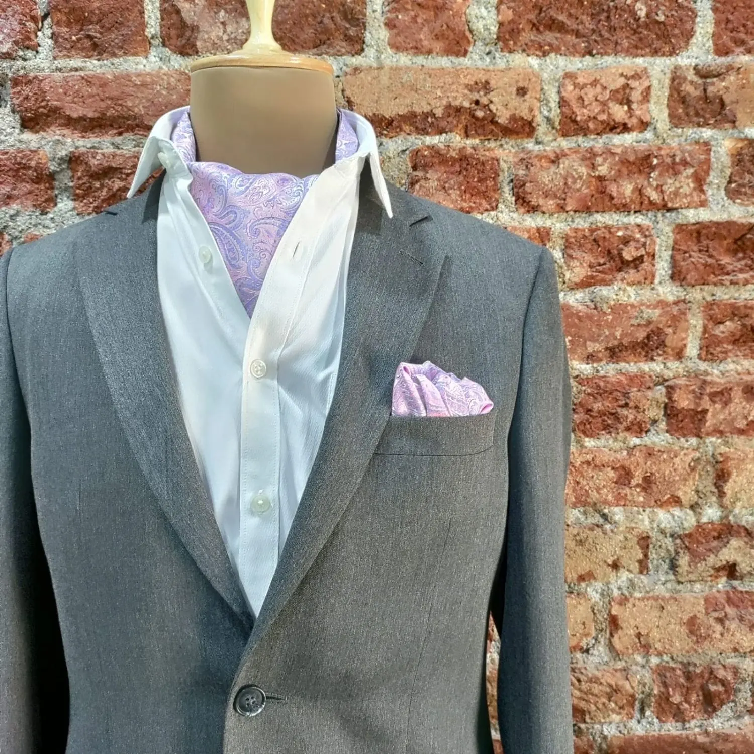Pink Paisley Cravat and Pocket Square Combo for Men