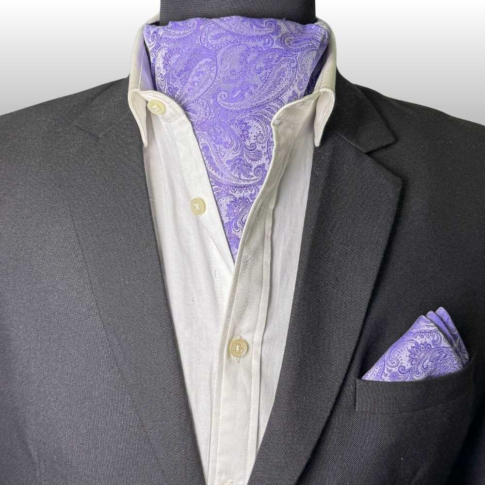 Lavender Paisley Cravat and Pocket Square Combo for Men