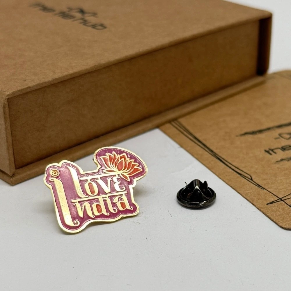 Love India Lapel Pin – Stylish Brass Patriotic Statement Accessory for Everyday Wear
