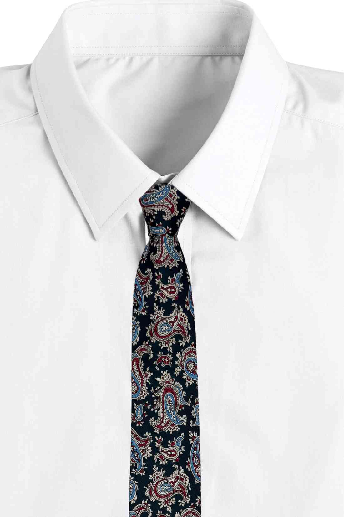 Navy Blue Paisley 100% Silk Necktie Β Classic Formal & Occasion Wear
